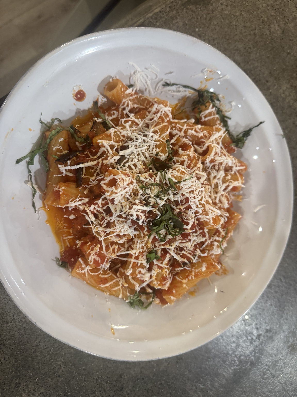 Fresh pasta with tomato and basil